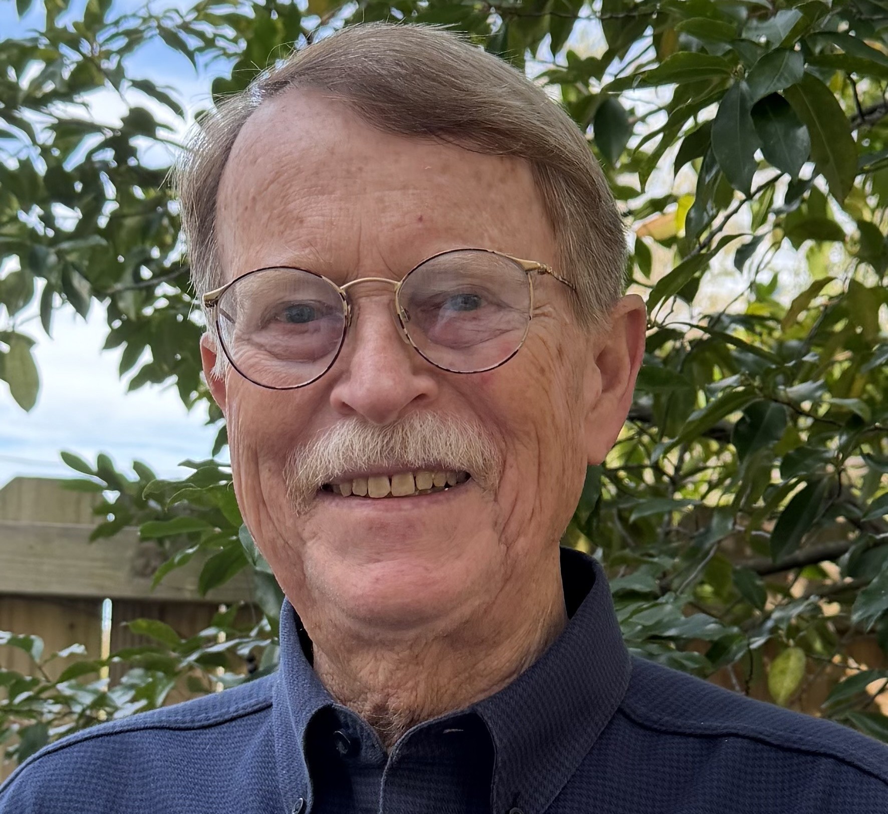 aa7e9a93-bf5a-4de3-8d28-9c66f725dbcf